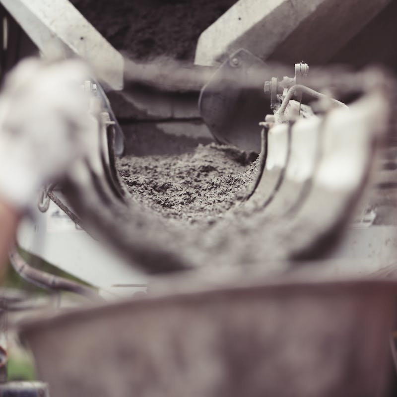 betoncentrale, betonfabriek, betonmixer, betonspecie, inwendig reinigen betonmixer, inwendig reinigen betonwagen